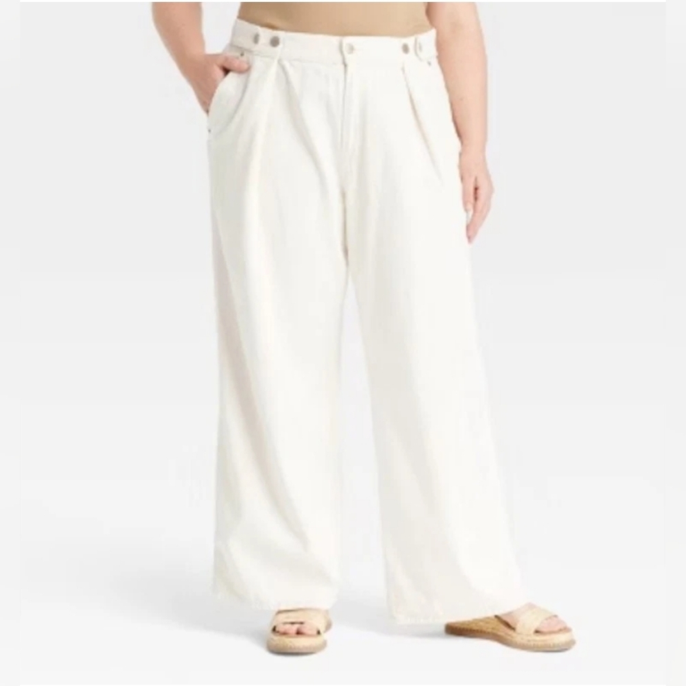 Universal Thread Cream Wide Leg Pants